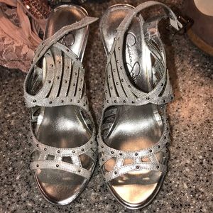 Jessica Simpson heels